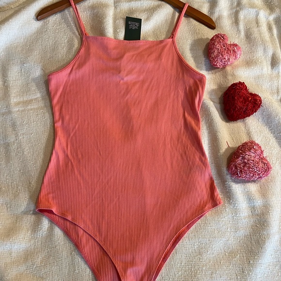 NWT Women's spaghetti strap bodysuit - wild fable™ Vibrant Pink - Picture 2 of 5